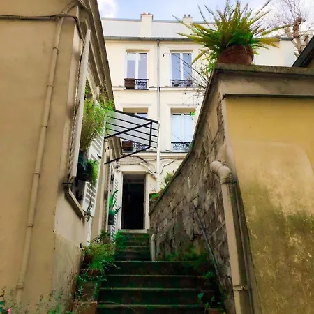 Apartamento Au Coeur De Montmartre Lovers París