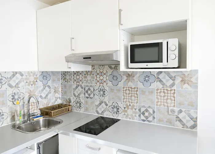 Au Coeur De Montmartre Lovers